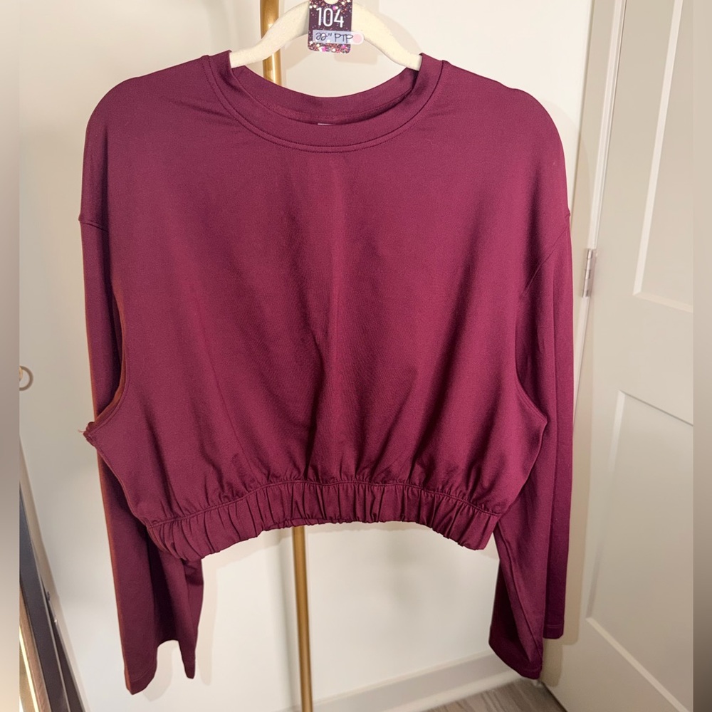 104. Lululemon Soft Jersey Relaxed Crewneck Pullover in Garnet